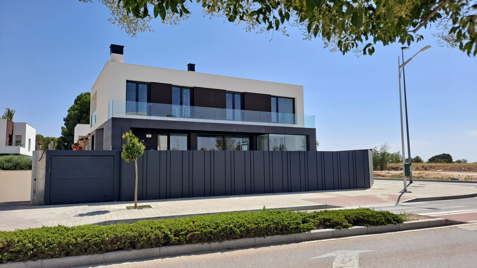 WhatsApp Image 2026-01-11 at 19.49.59(1)